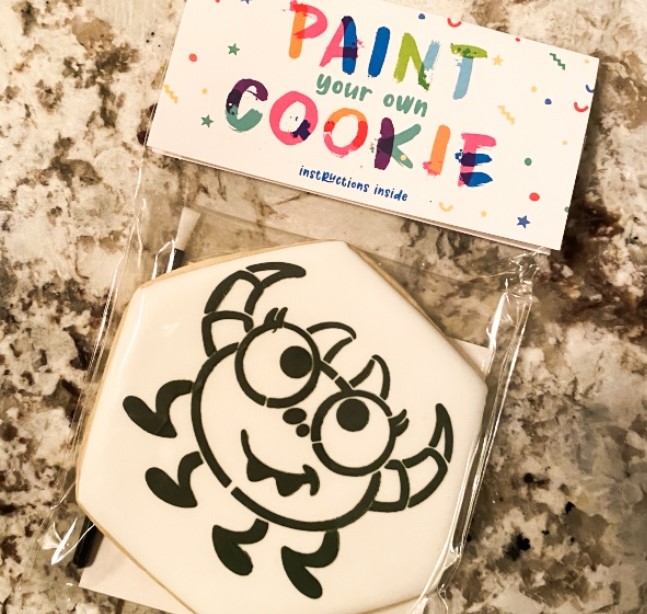 Watch & Learn: The Best Stencil Holder For Cookie Decorating - Your Baking  Bestie